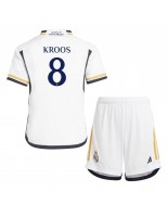 Real Madrid Toni Kroos #8 Domácí dres pro děti 2023-24 Krátký Rukáv (+ trenýrky)